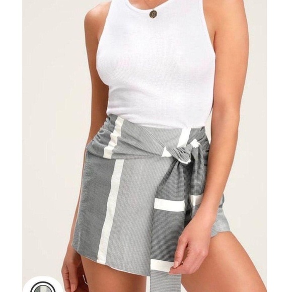 Lulus skort - Picture 3 of 7